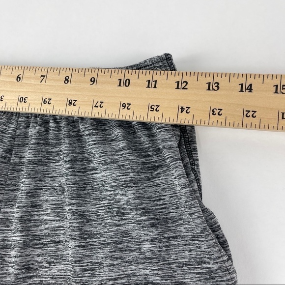 Old Navy Active Shorts Boys Large 10-12 Gray Elastic Waist - Picture 7 of 8